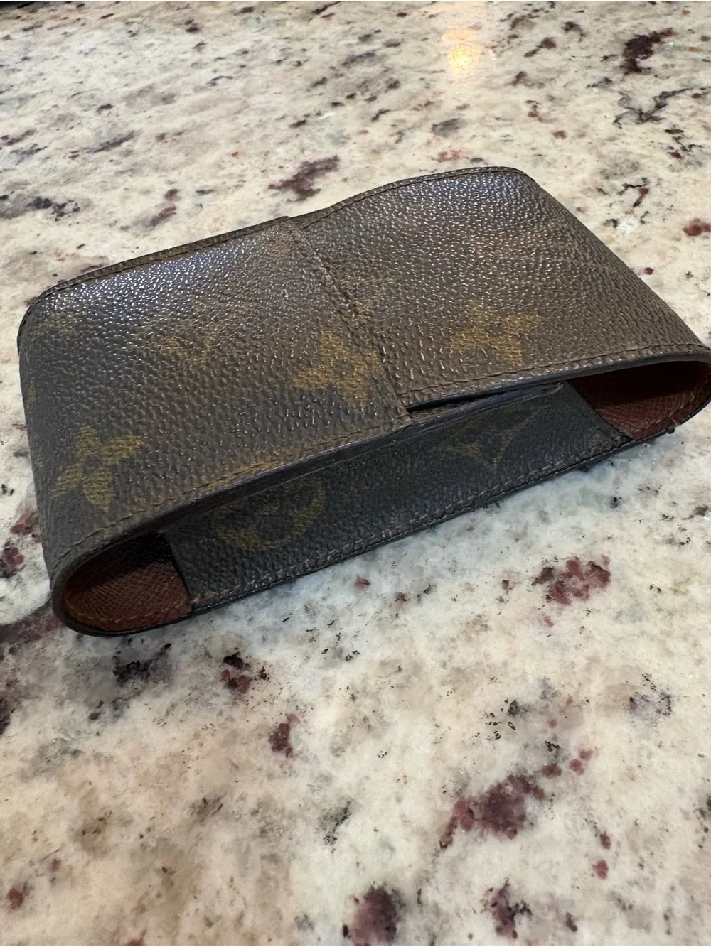 Louis Vuitton compact louis